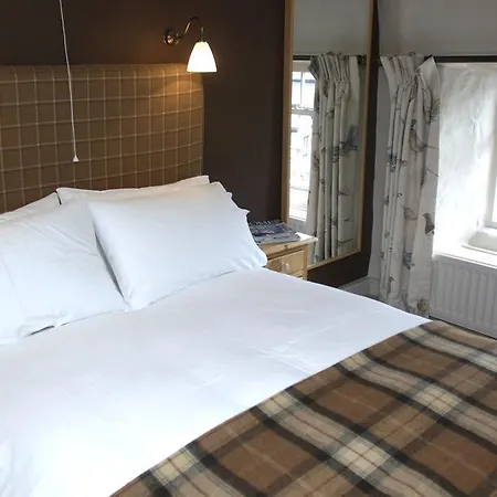 酒店 The Queens Arms 凯特尔韦尔