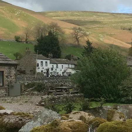 酒店 The Queens Arms 凯特尔韦尔