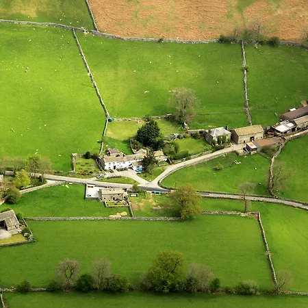 酒店 The Queens Arms 3*