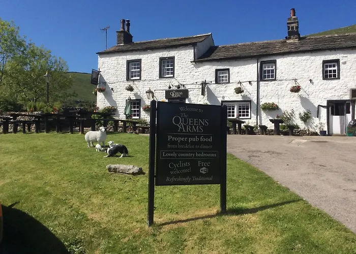 The Queens Arms